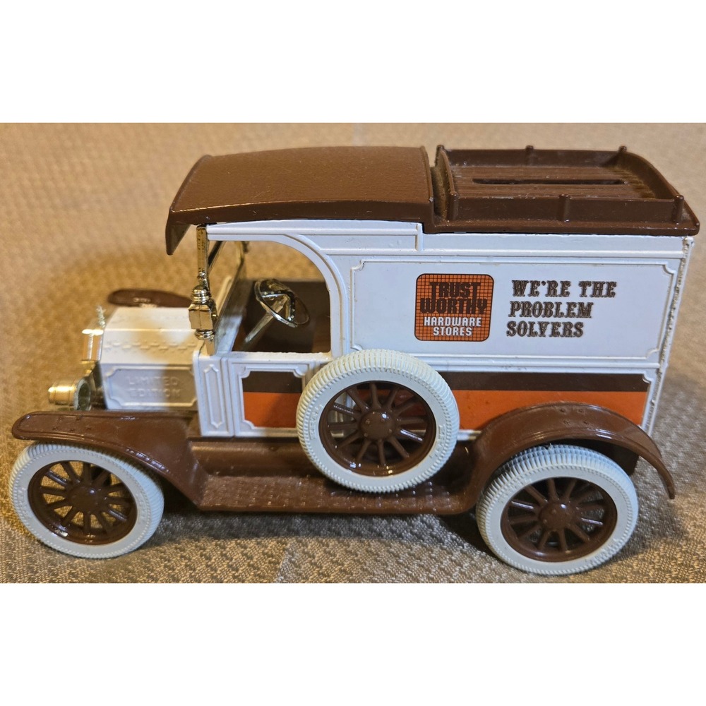 Ertl 1917 Ford Model T Van Bank Trustworthy Hardware Stores Die-Cast Metal 6in